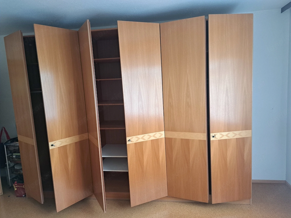 Schlafzimmer-Doppelbett mit Kasten und Waschtisch