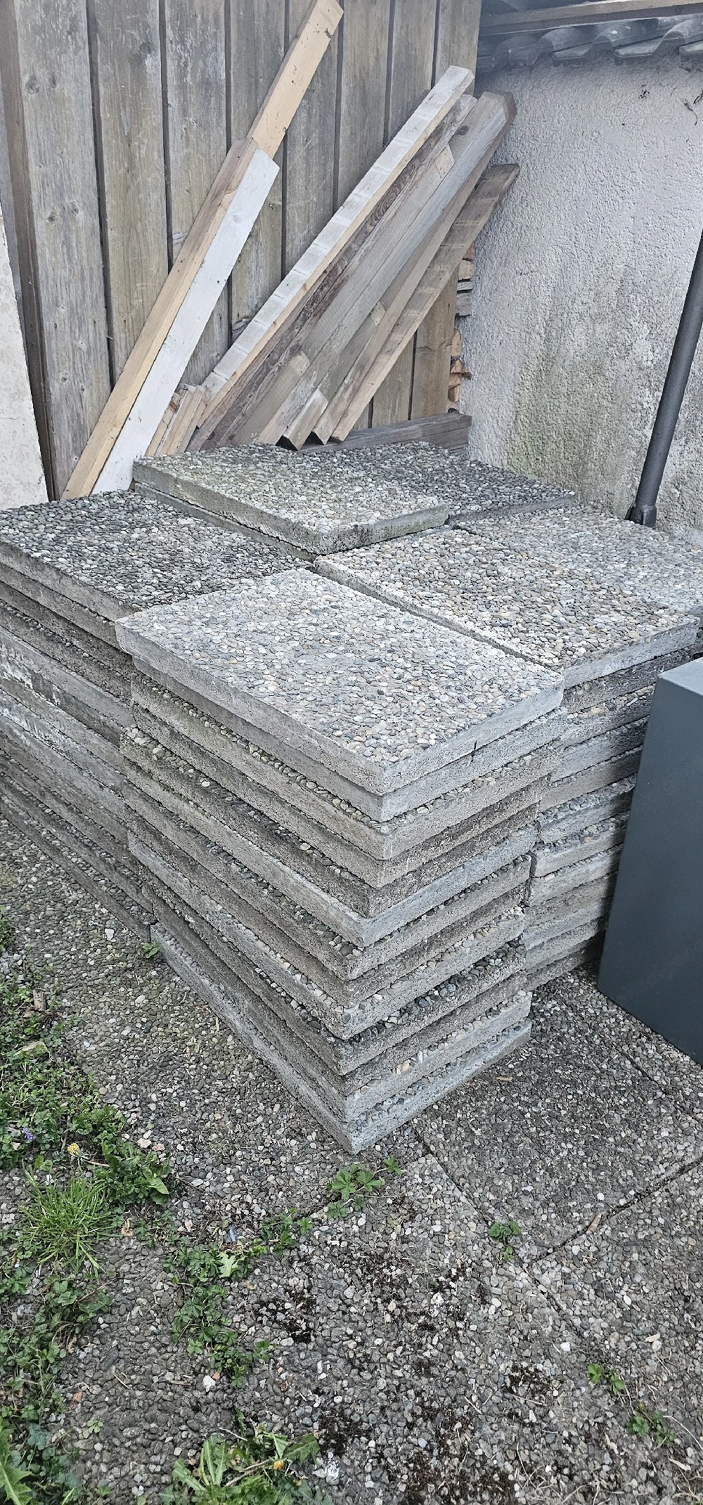 Waschbetonplatten zu verschenken 