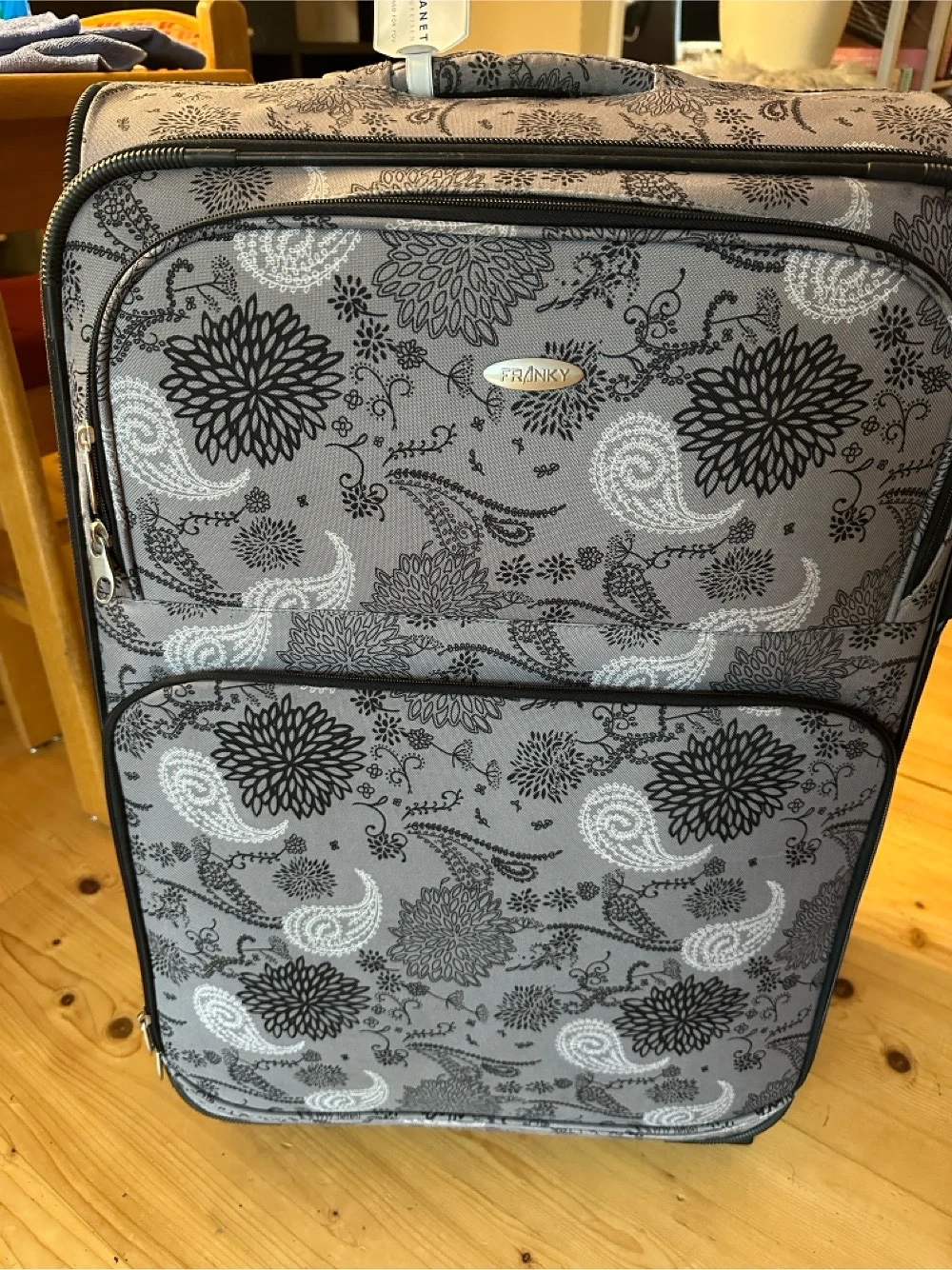 Reisekoffer mit Handgepäck Tasche