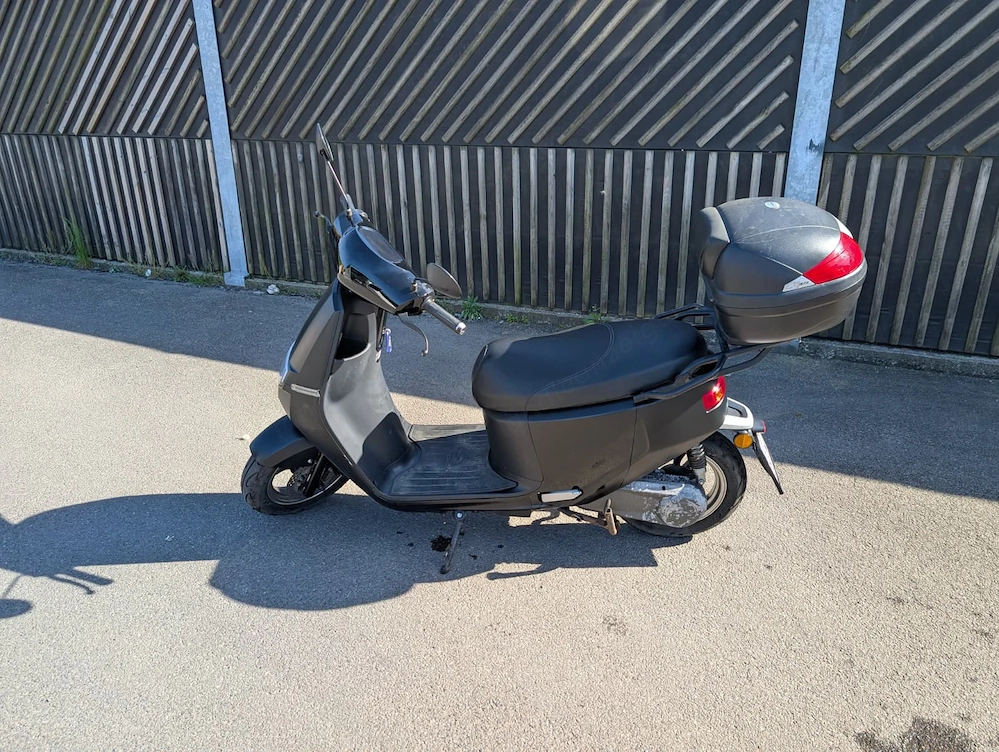 Ecooter E2R - Elektro Motorroller 125er-Klasse 