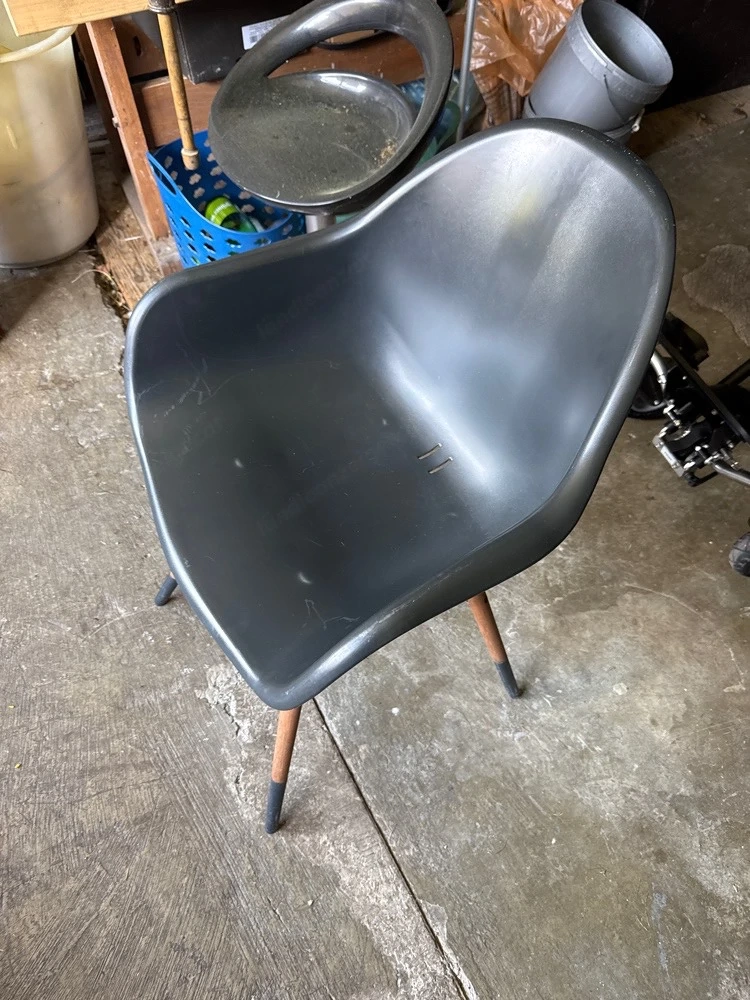 stuhl muss repariert werden gratis 