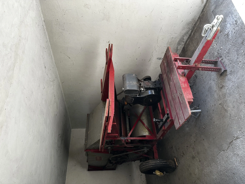 Dreschmaschine Economy zu verschenken 