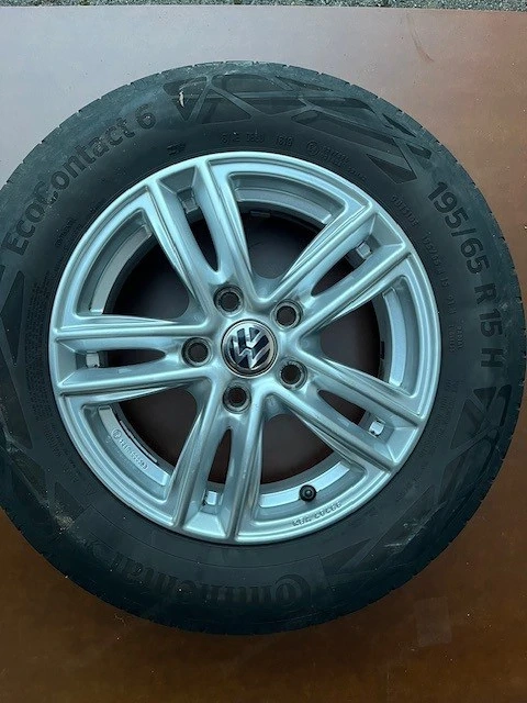 VW Caddy Kompletträder mit Alu Felgen