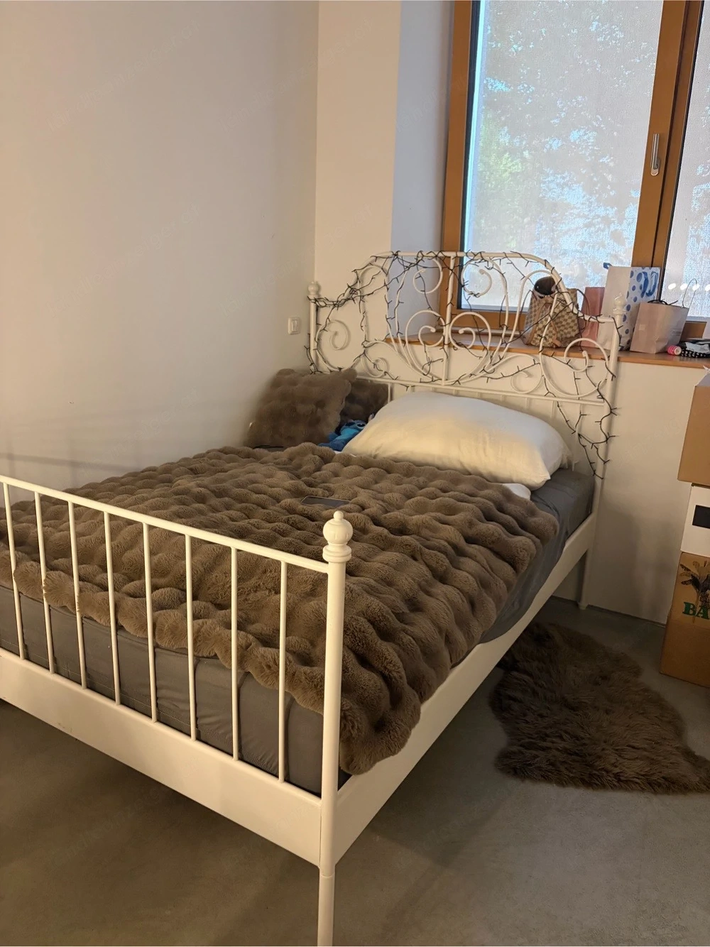 vida XL Bettgestell Weiß mit Lattenrost und Matratze 