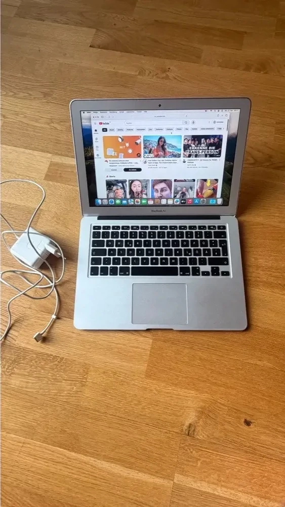 MACBOOK AIR 13Zoll 2014 1.4 GHz Intel i5 4GB RAM 128GB SSD Festplatte macOS Sonoma 14.8.4 Netzteil