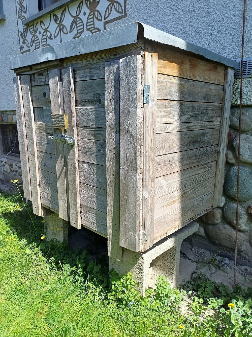 Hühner- bzw Hasenstall