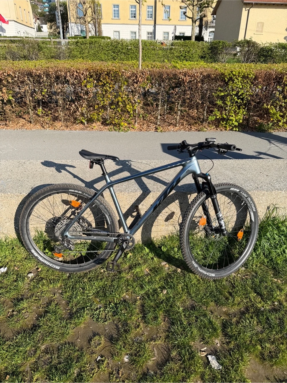 Neuwertiges KTM Myroon Elite 12G