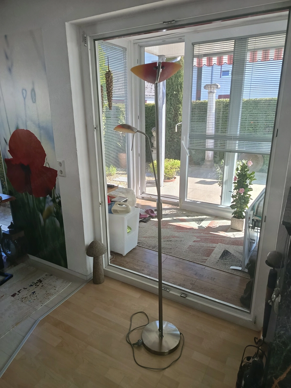 Stehlampe zu verschenken !
