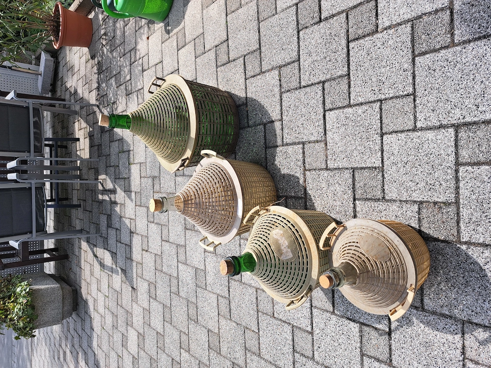 Schnapsballons mit Korb, 2x 5lt. 3x 10lt. 4x 15lt. 4x 25lt. Gesamt Preis