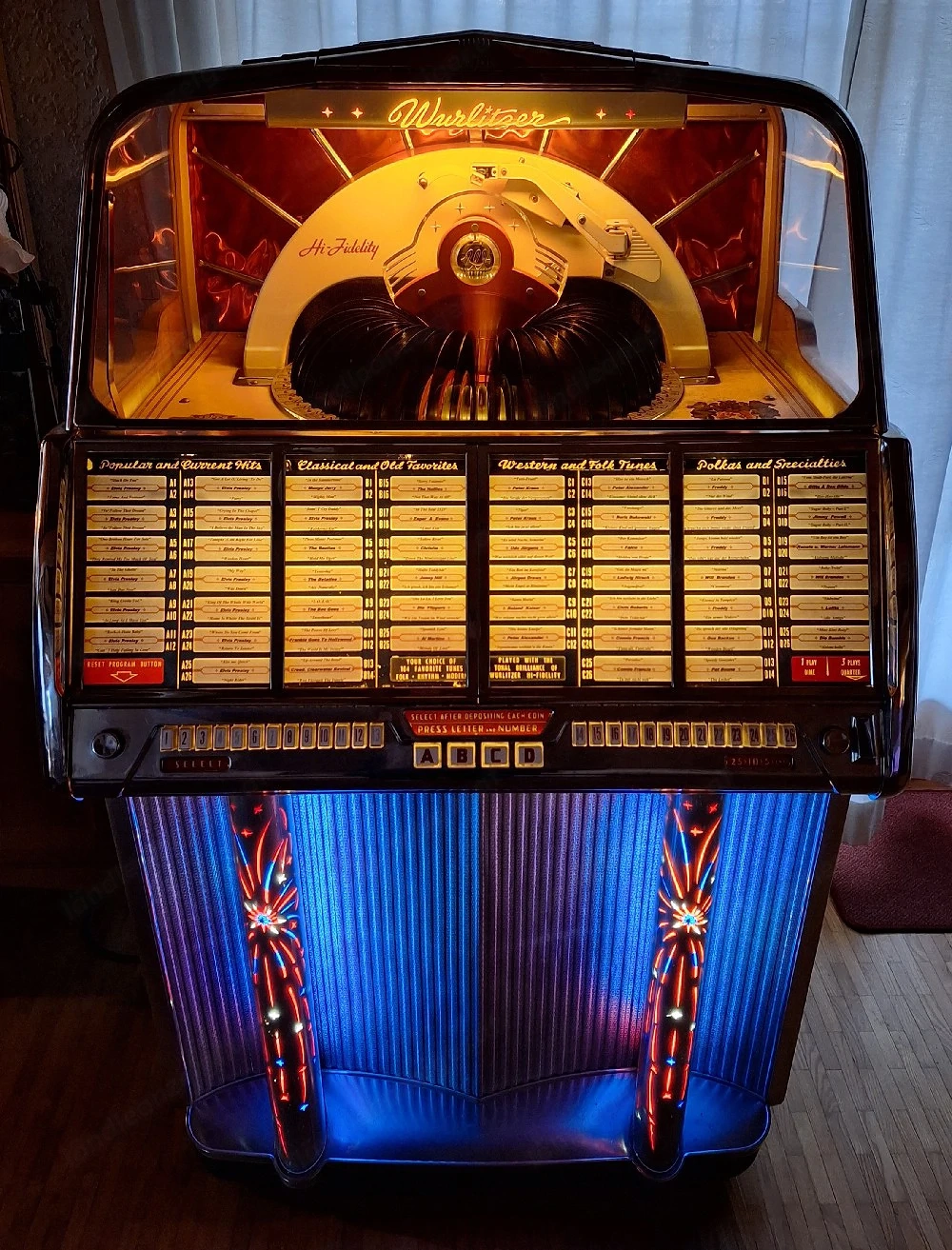Musikbox Wurlitzer aus den 55 Jahren