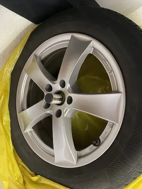 Komplett Winterräder Set auf Alufelgen 225 x 55 R17