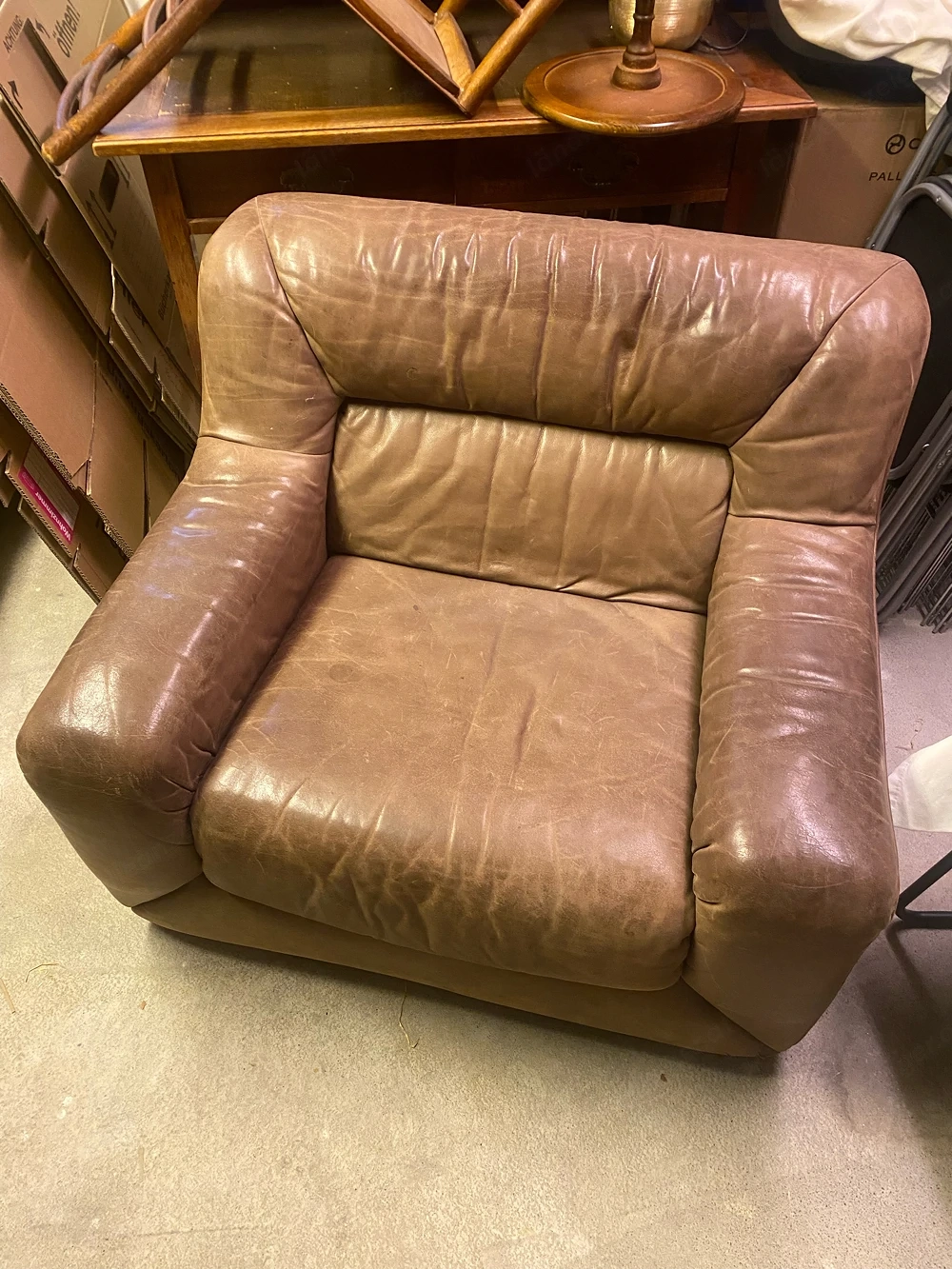 Ledersessel braun zu verschenken
