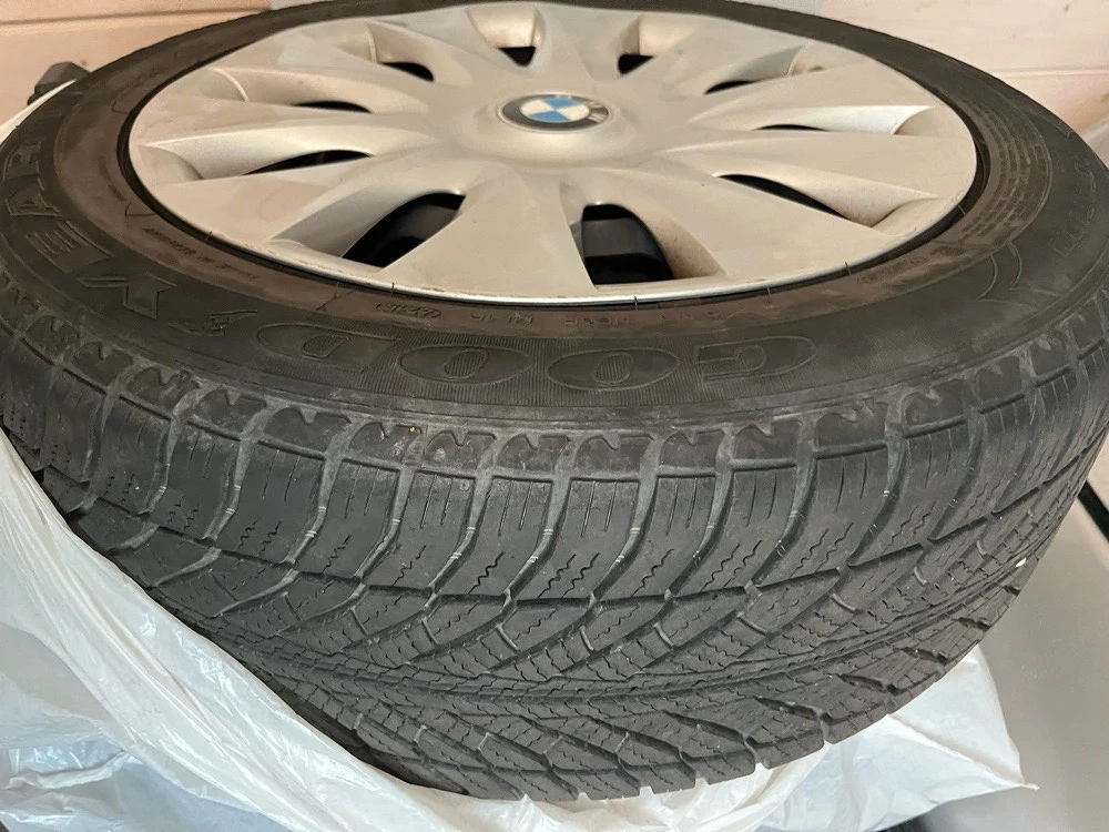BMW Reifen auf Felge, Original 