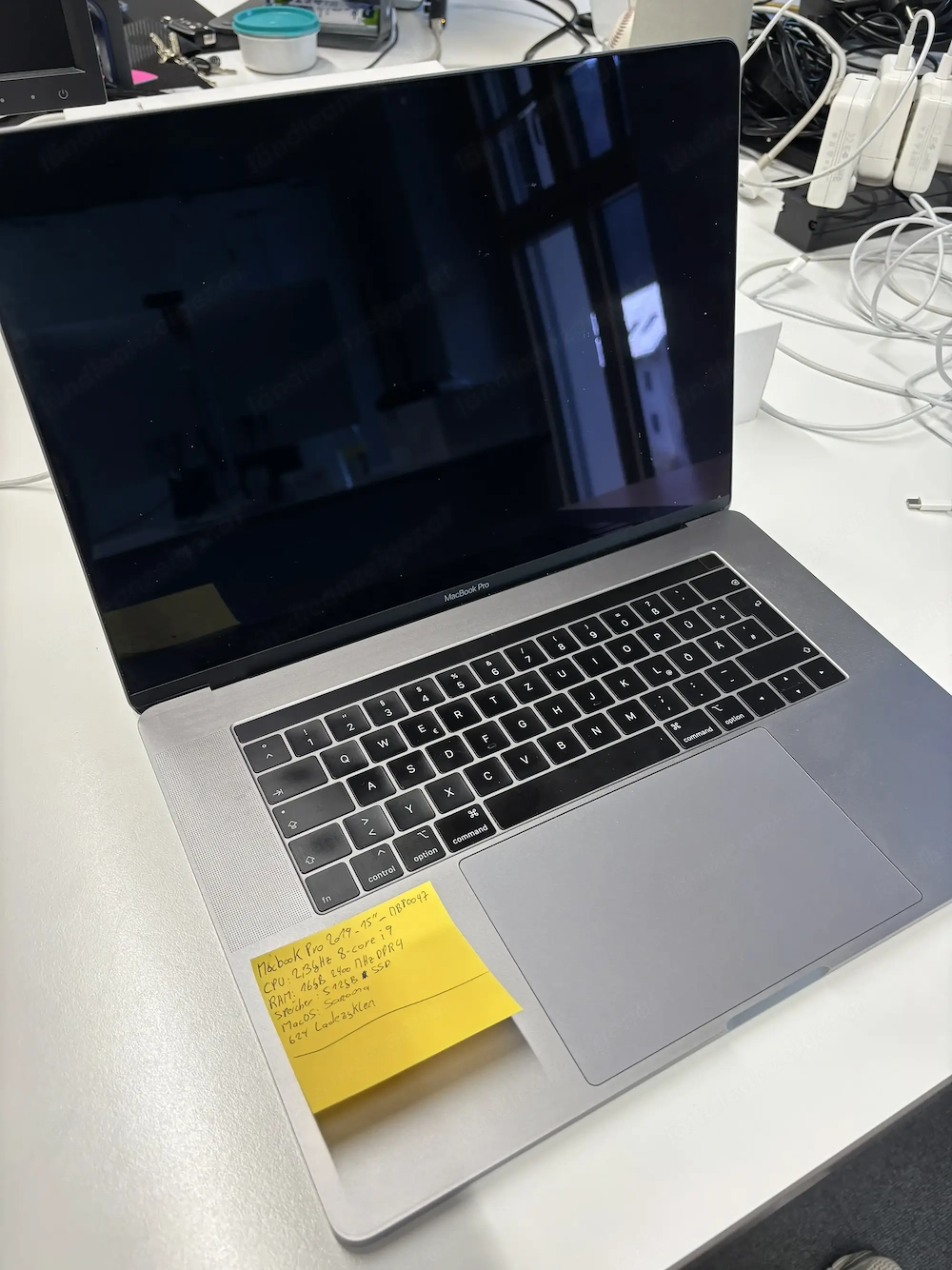 MacBook Pro 2019, 15"