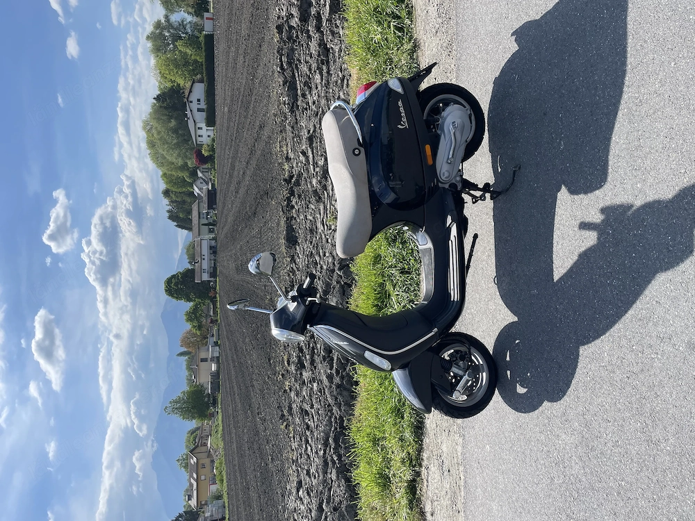 Vespa LX 50 Schwarz