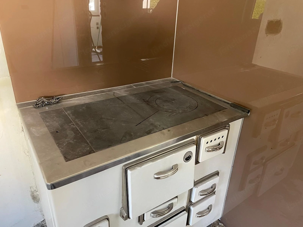 Nostalgischer Holzherd   Küchenherd (Weiß) - Perfekt für Hütte oder Landhaus!