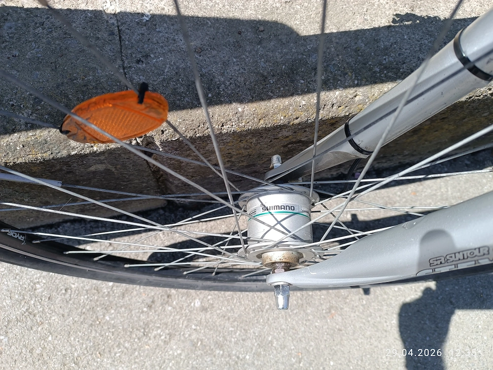 Jugendfahrrad Alu Rahmen, viele Teile neuwertig