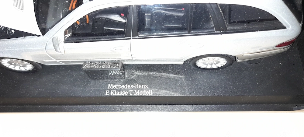 Zu Verkaufen, Modellauto 