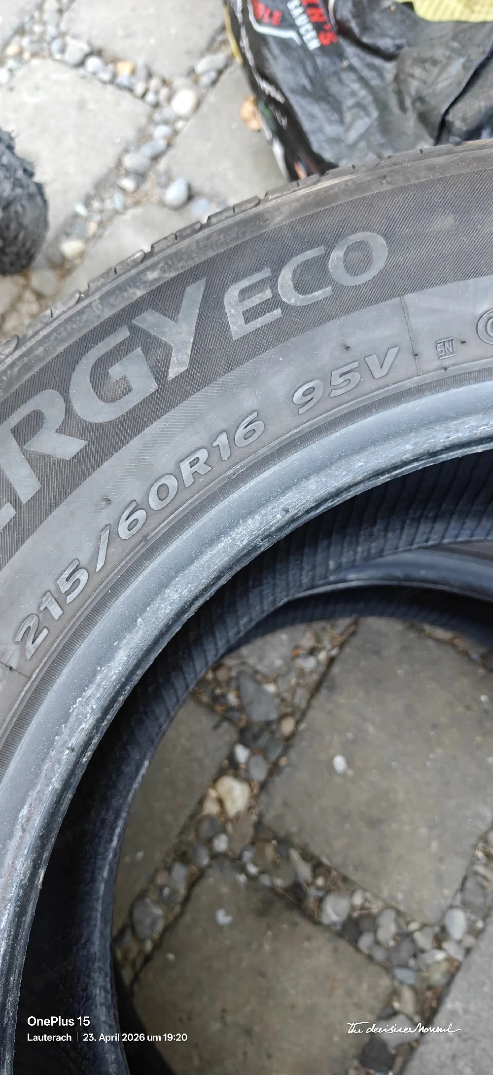 2 Sommerreifen 215 60 16