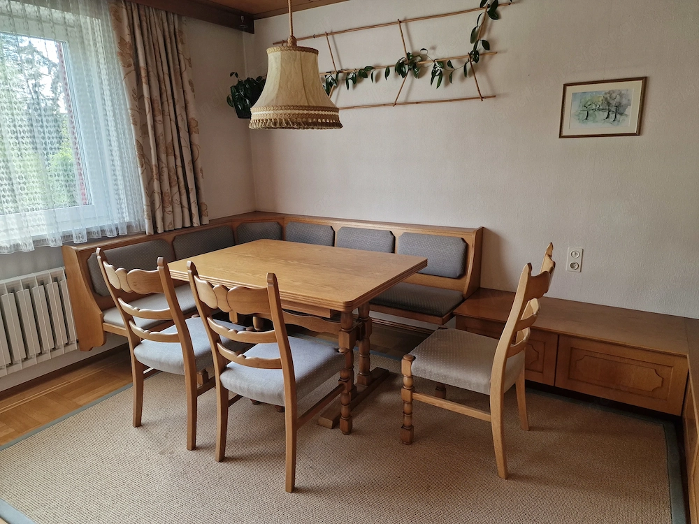 Verkaufen Esszimmergarnitur (Tischlerarbeit)