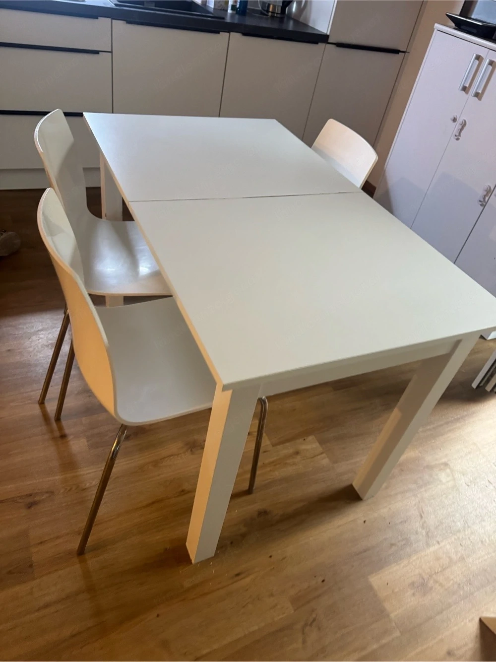 Esstisch mit Stühle