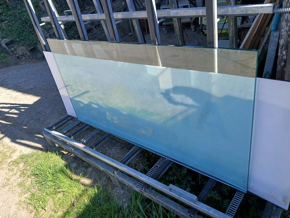 Tischplatte aus Glas