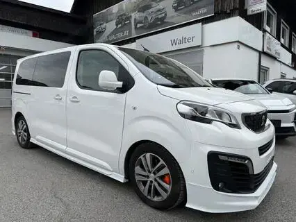 Peugeot Traveller