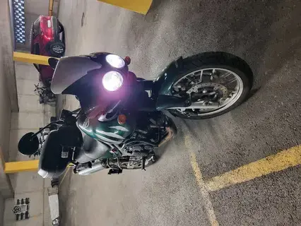Triumph Tiger 955i British Racing green