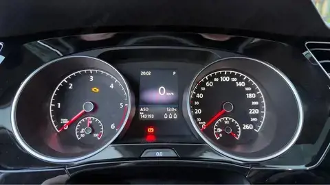 VW Touran 2.0 Scr TDI Dsg