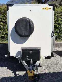 Kofferanhänger für mehrere Verwendungen z.B. als Motorradtransporter oder Minicamper