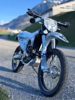 Husqvarna 701 Enduro