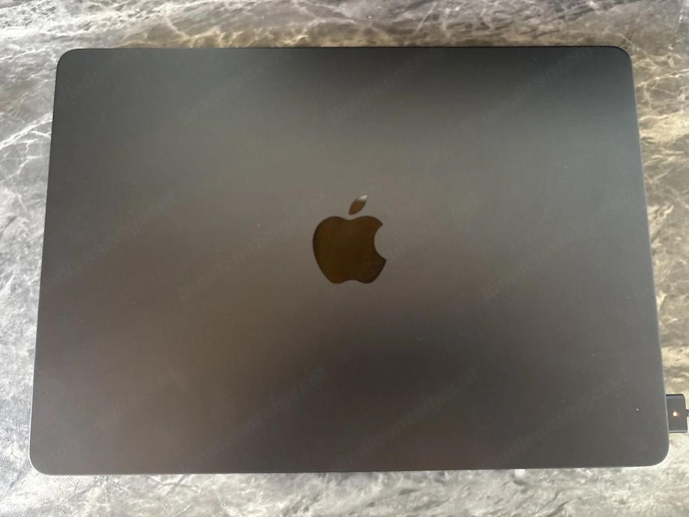 Apple MacBook Air   M2