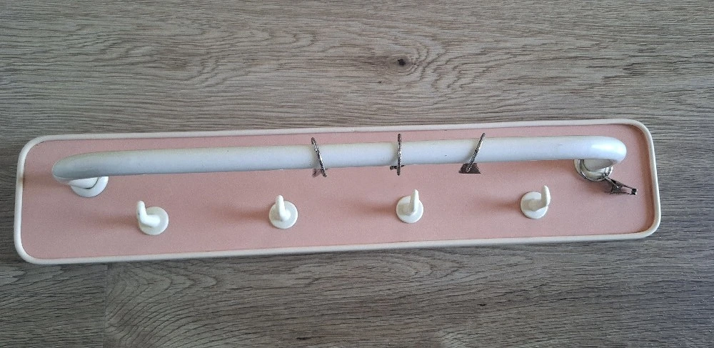Vintage Garderobe