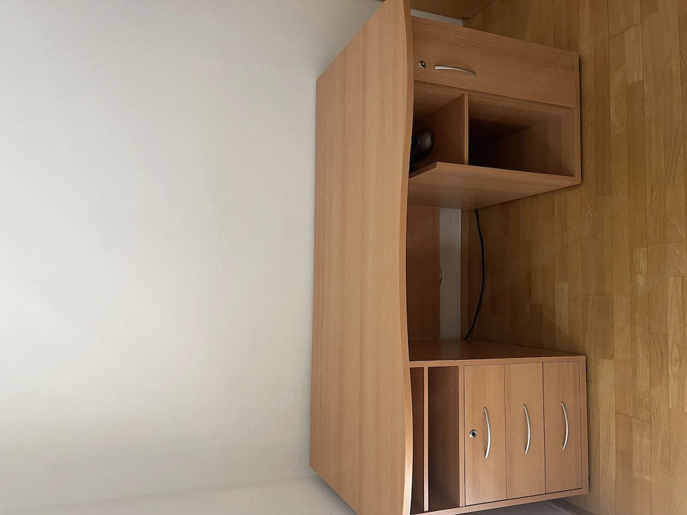 Schreibtisch fürs Kinderzimmer oder Büro