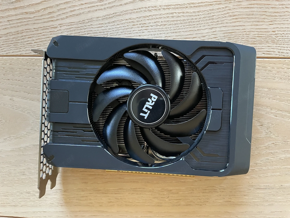 Nvidia Geforce RTX 5050 Palit StormX