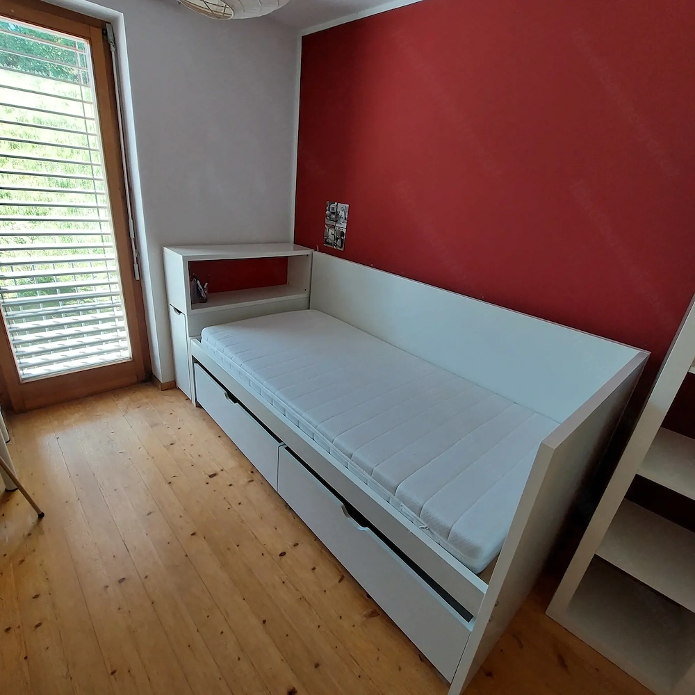 Stauraum-Bett in gutem Zustand zu verschenken 