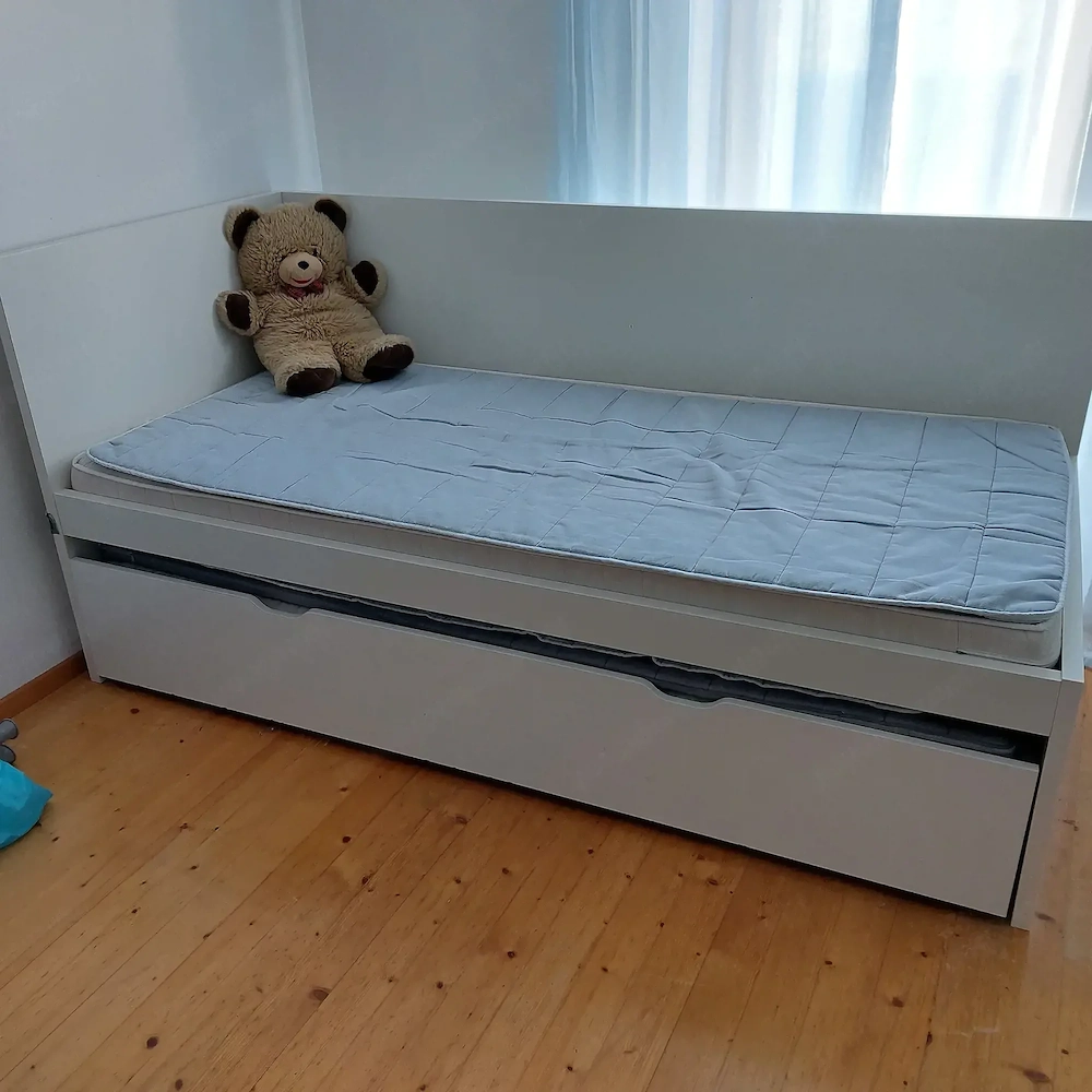 Gästebett - ausziehbar auf ein Doppelbett - in gutem Zustand zu verschenken 