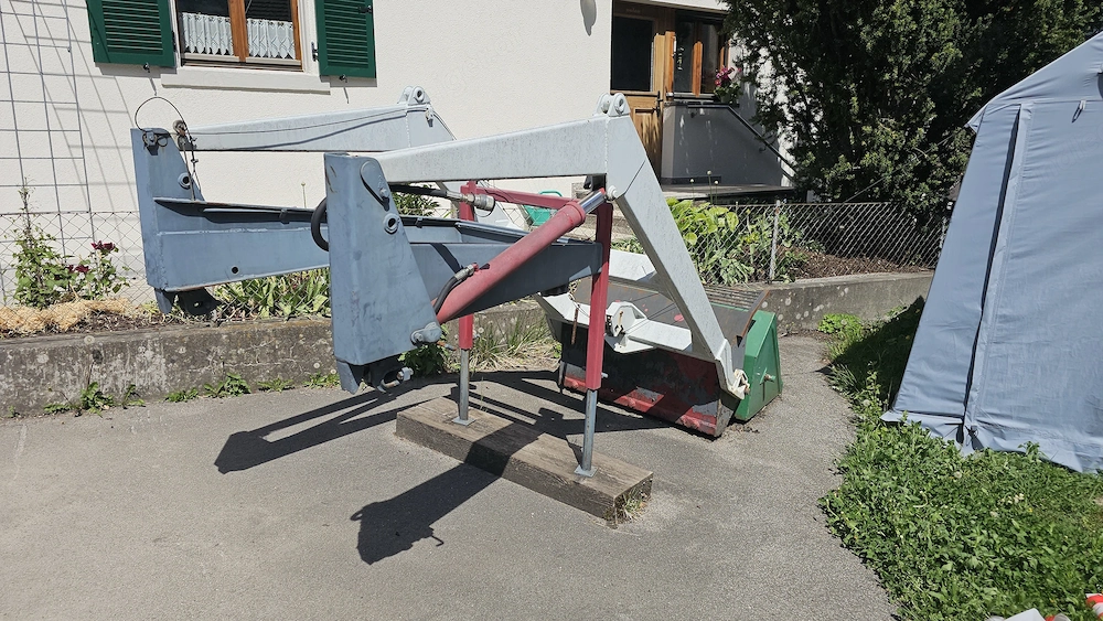 Frontlader + Konsole Steyr 540