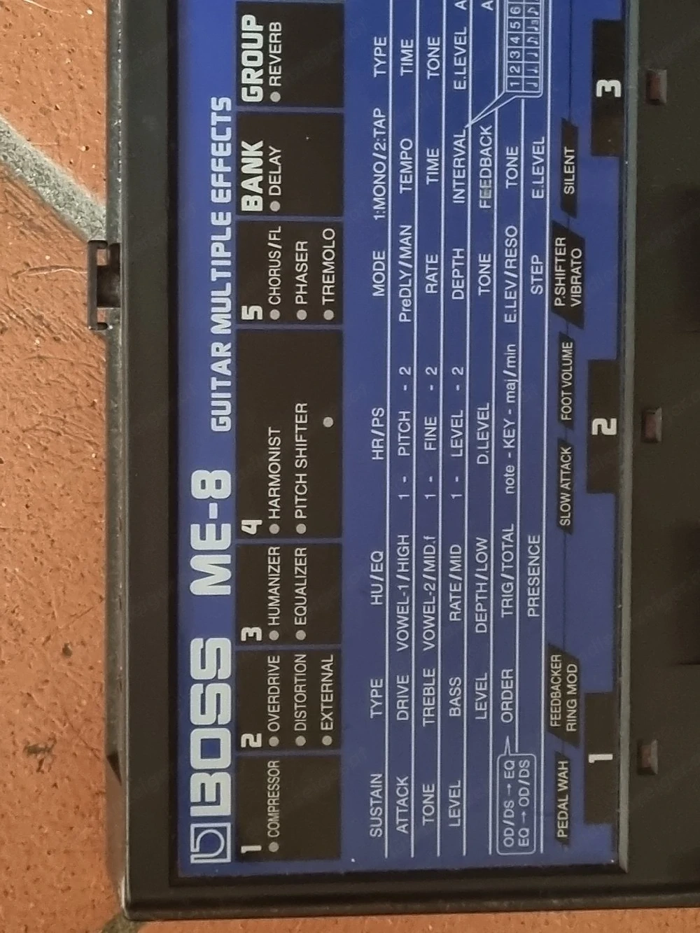 BOSS ME-8 Gitarreneffektgerät