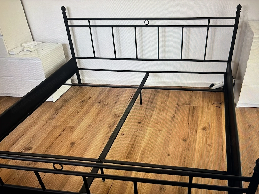 Metallbett 180x200cm