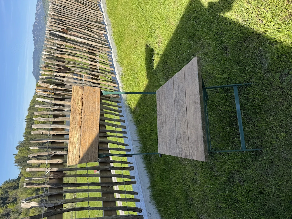 Gartenstühle mit Tischgestell