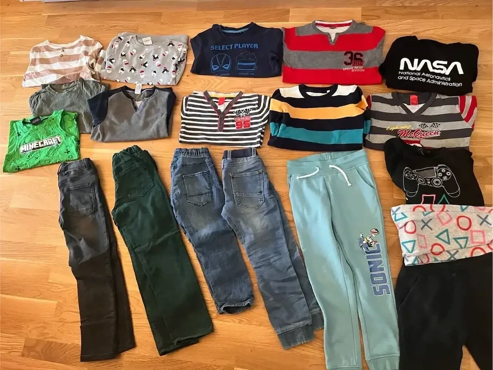 Bekleidungspacket gr 122 128