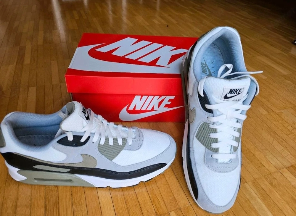 Nike Air Max 90, Größe 49,5