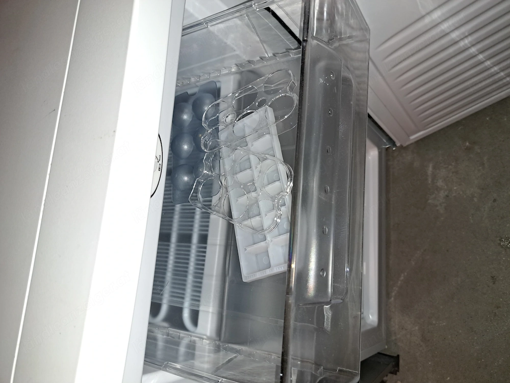 Tiefkühlschrank