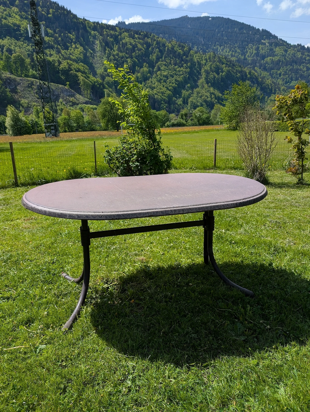 Gartentisch