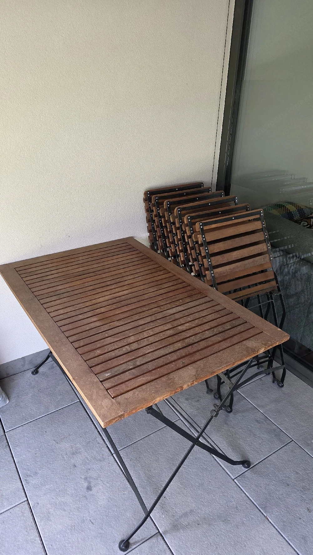 Set mit Gartentisch und 6 Stühlen