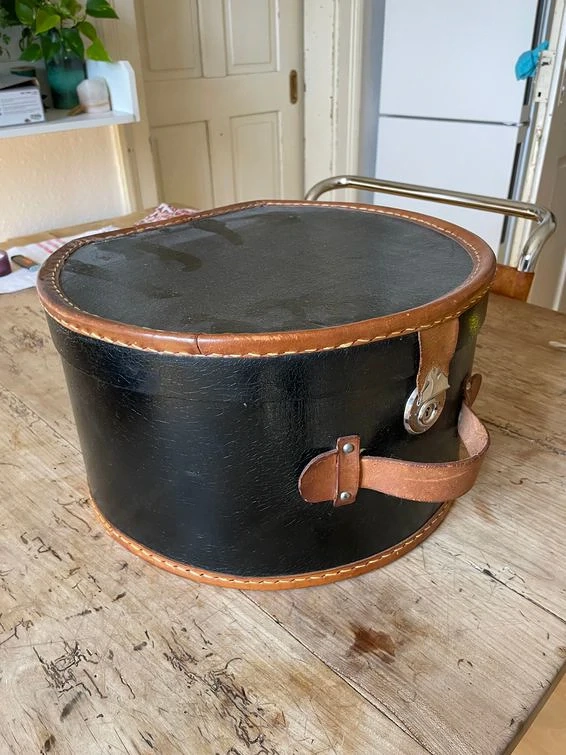 Vintage- Antiker Hutkoffer