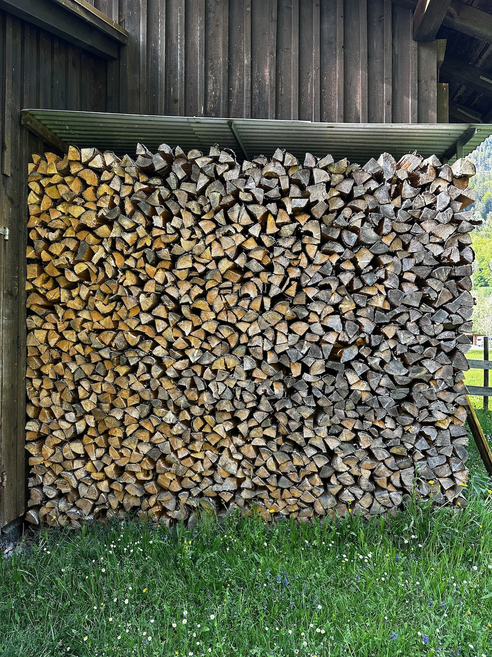 Klostertaler Brennholz hart & weich, luftgetrocknet