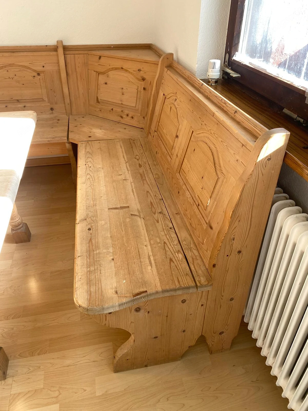Vollholzmöbel, Tisch und Eckbank