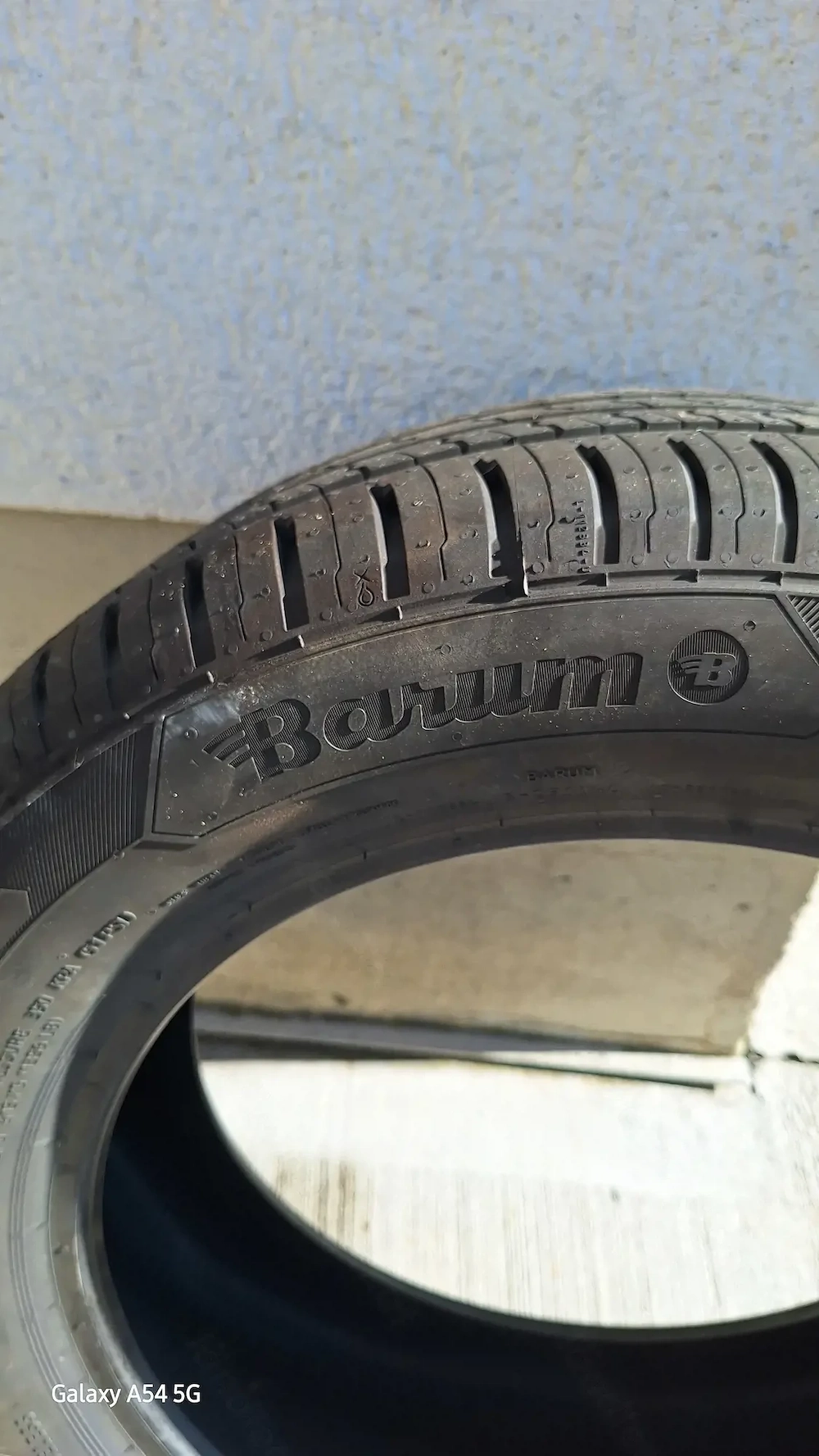 Barum Sommerreifen ohne Felgen